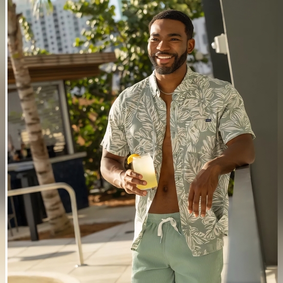 Chubbies Men's Friday Shirt In "The Garden State", NWT - Picture 3 of 9